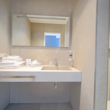 Hotel Boxenstop 3*