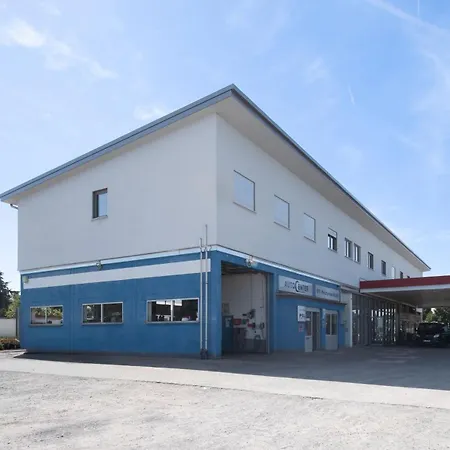 Boxenstop 3* Dormagen